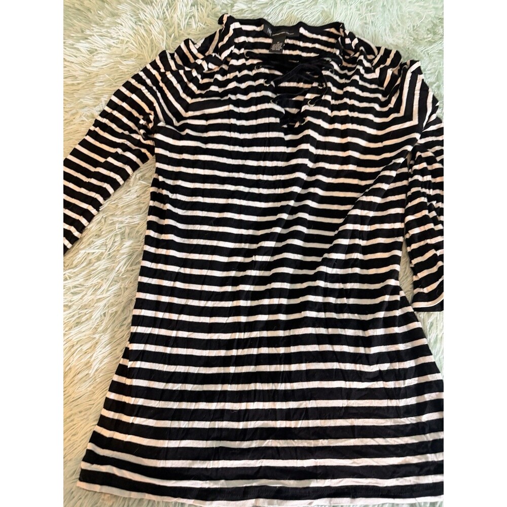 INC Women's size M Black & White Striped tie V neck Rayon/spandex Knit Macys